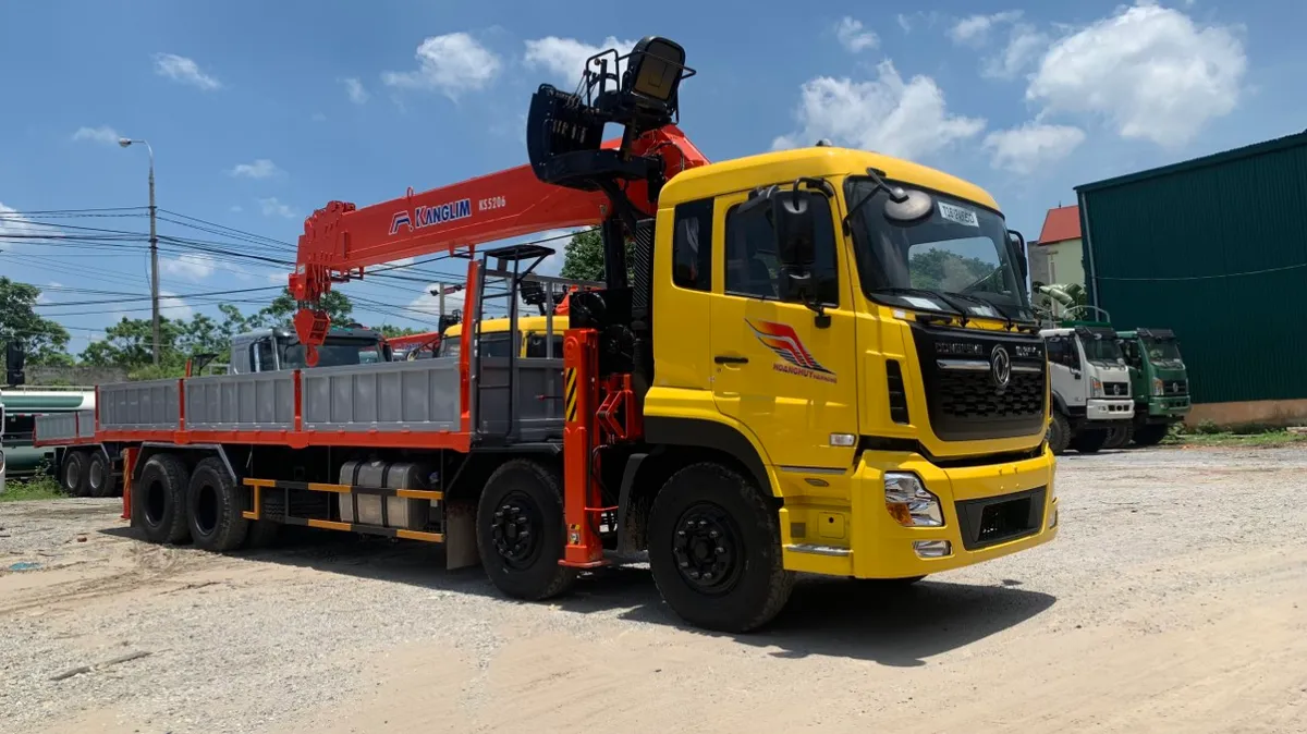 Xe cẩu 8 tấn - Kanglim Xe cẩu Giang Khôi Hưng Yên